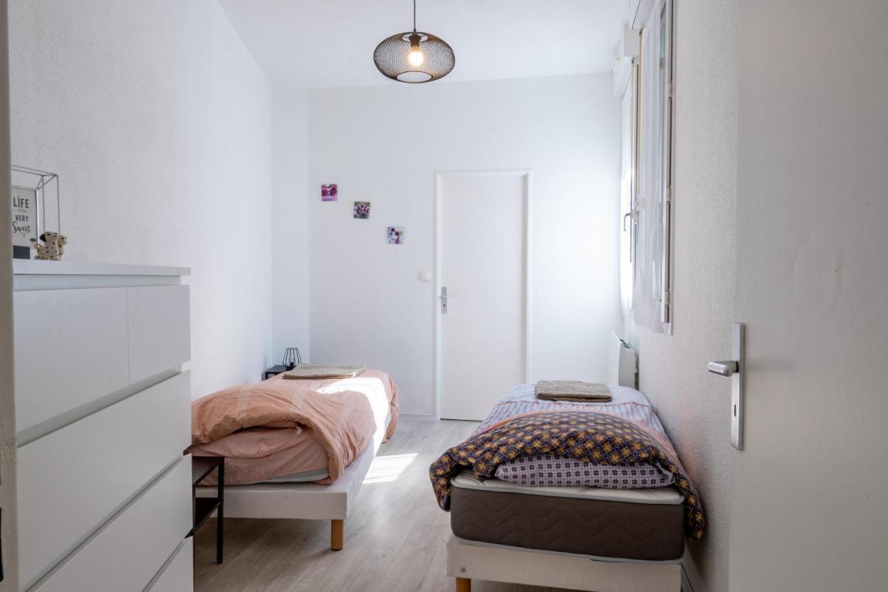 Residence Serenity - Hyper Centre - Bagagerie Lourdes Eksteriør bilde